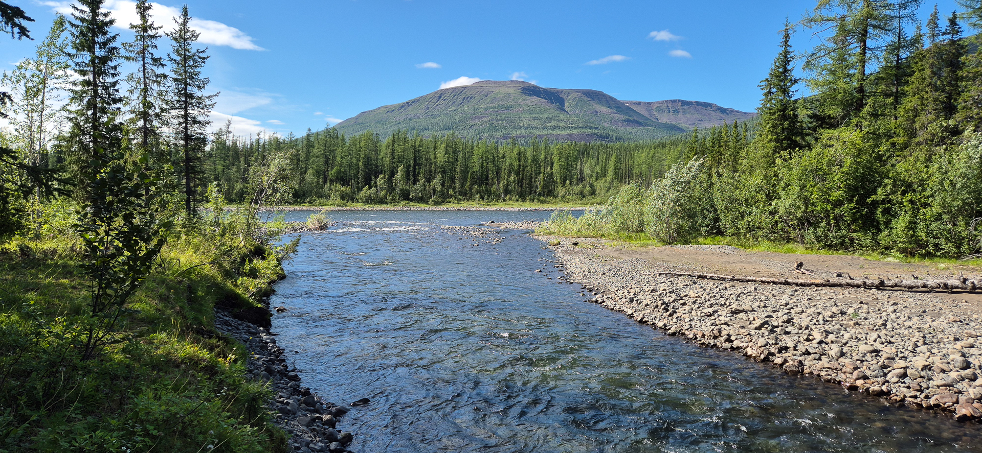 река Амундакта