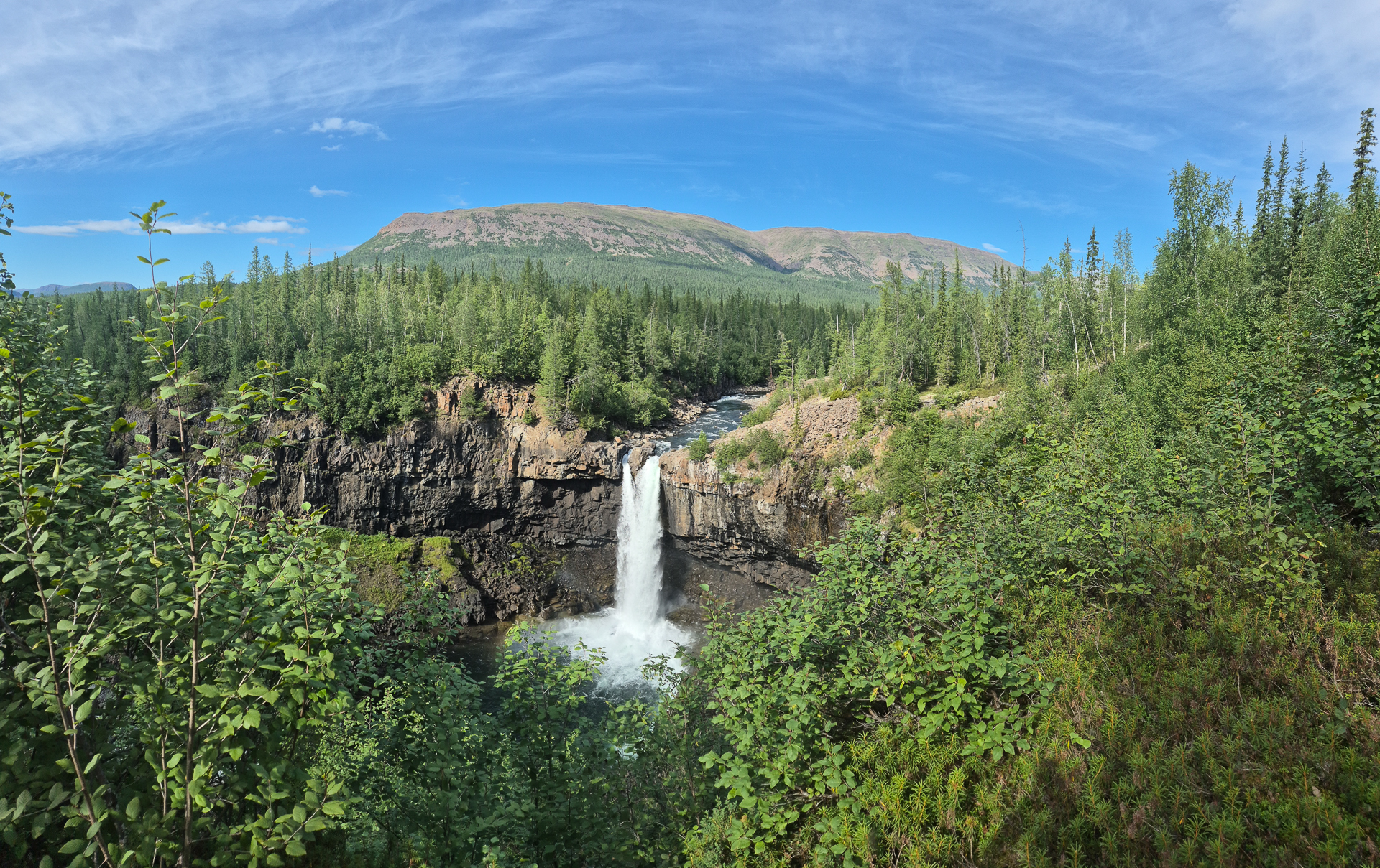 река Амундакта
