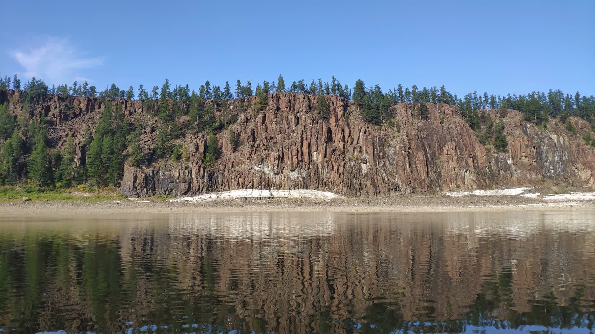 базальтовые скалы