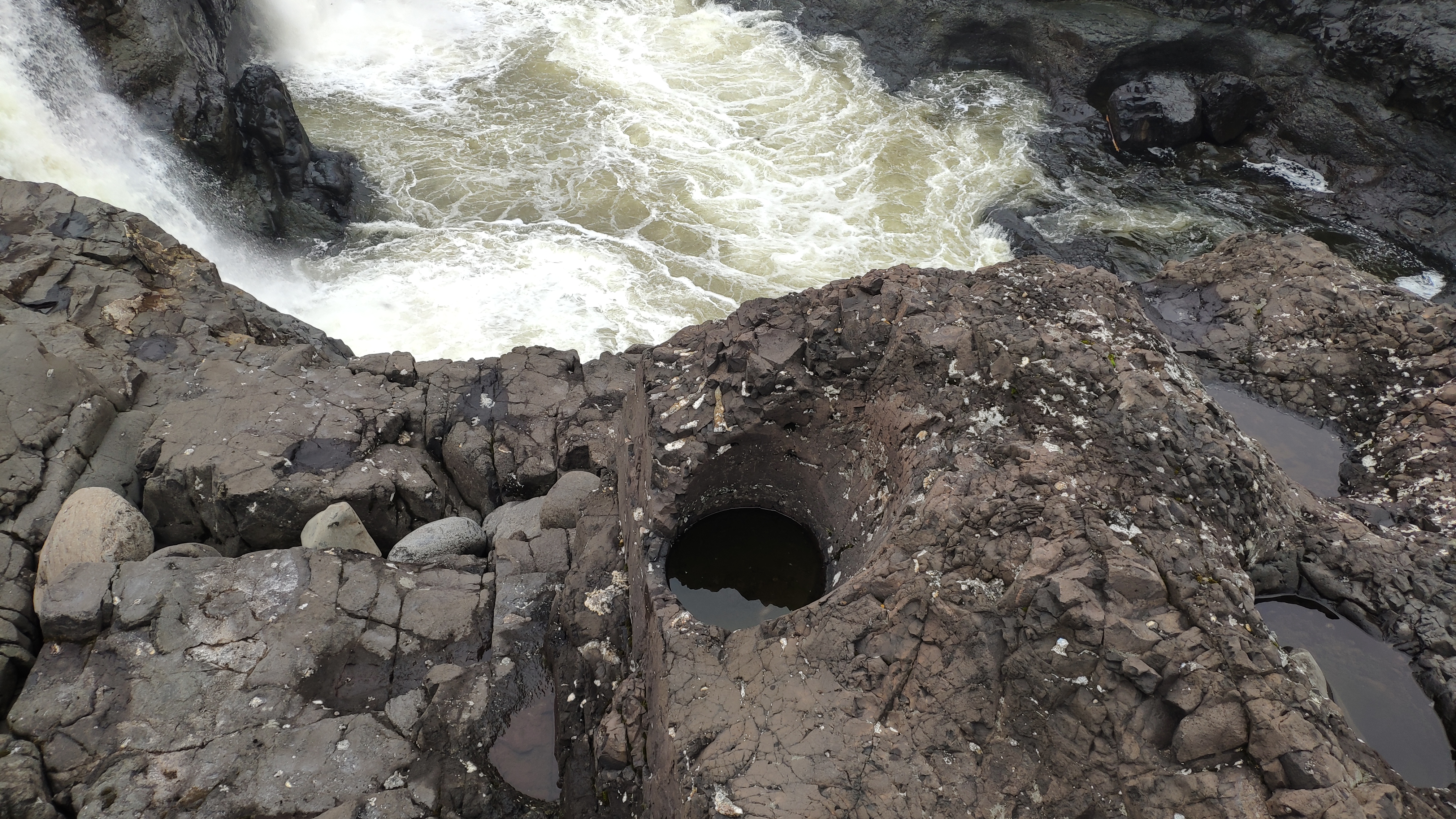 Курейский водопад