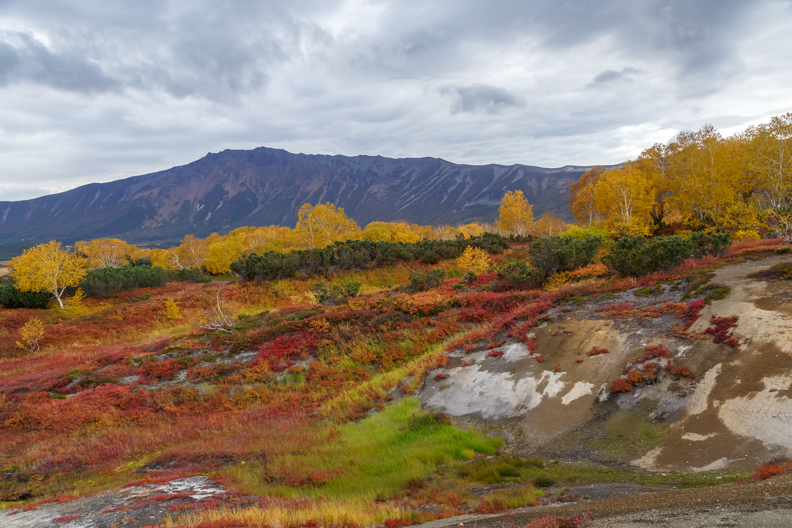 кальдера Узон