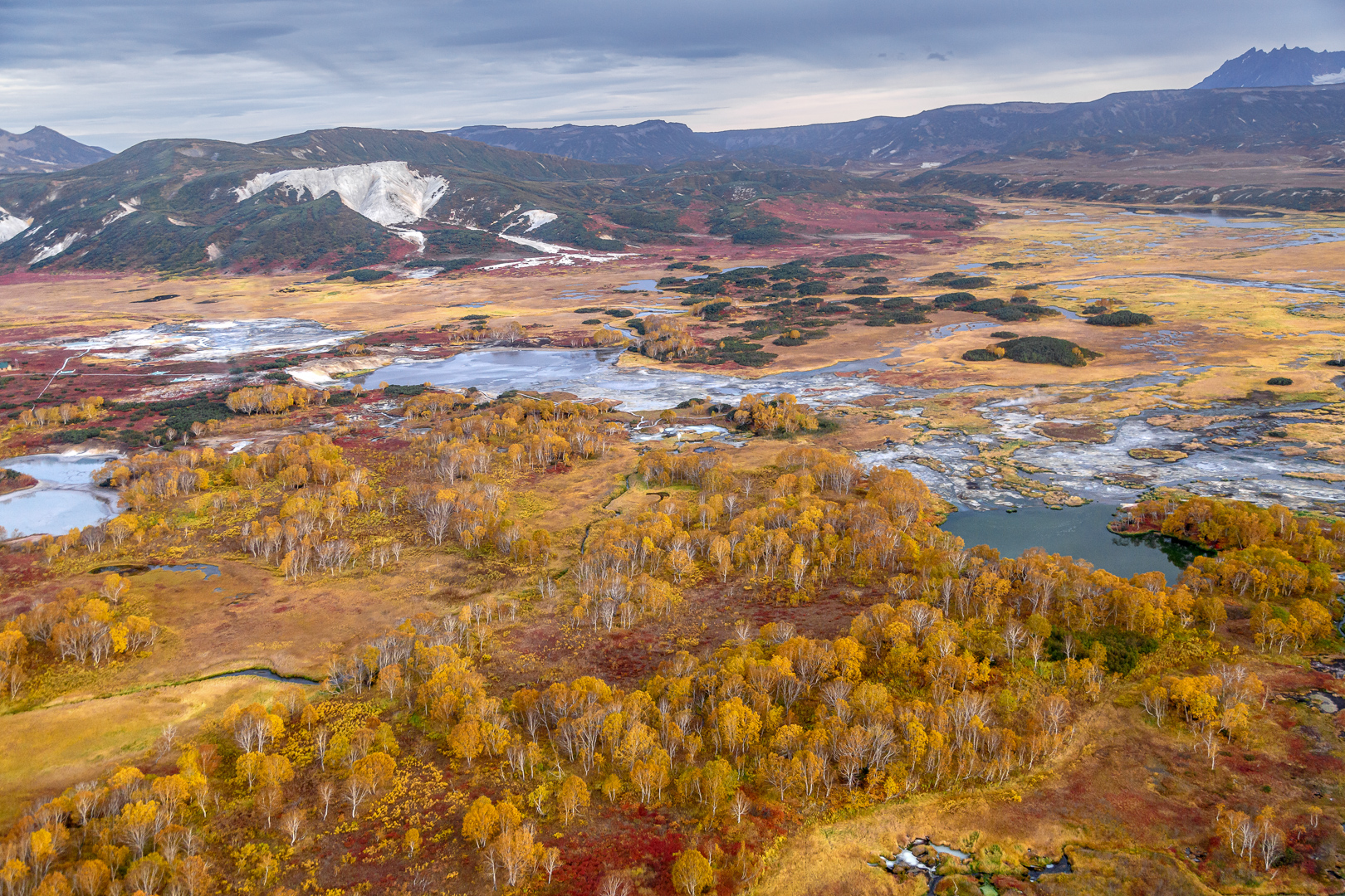 кальдера Узон